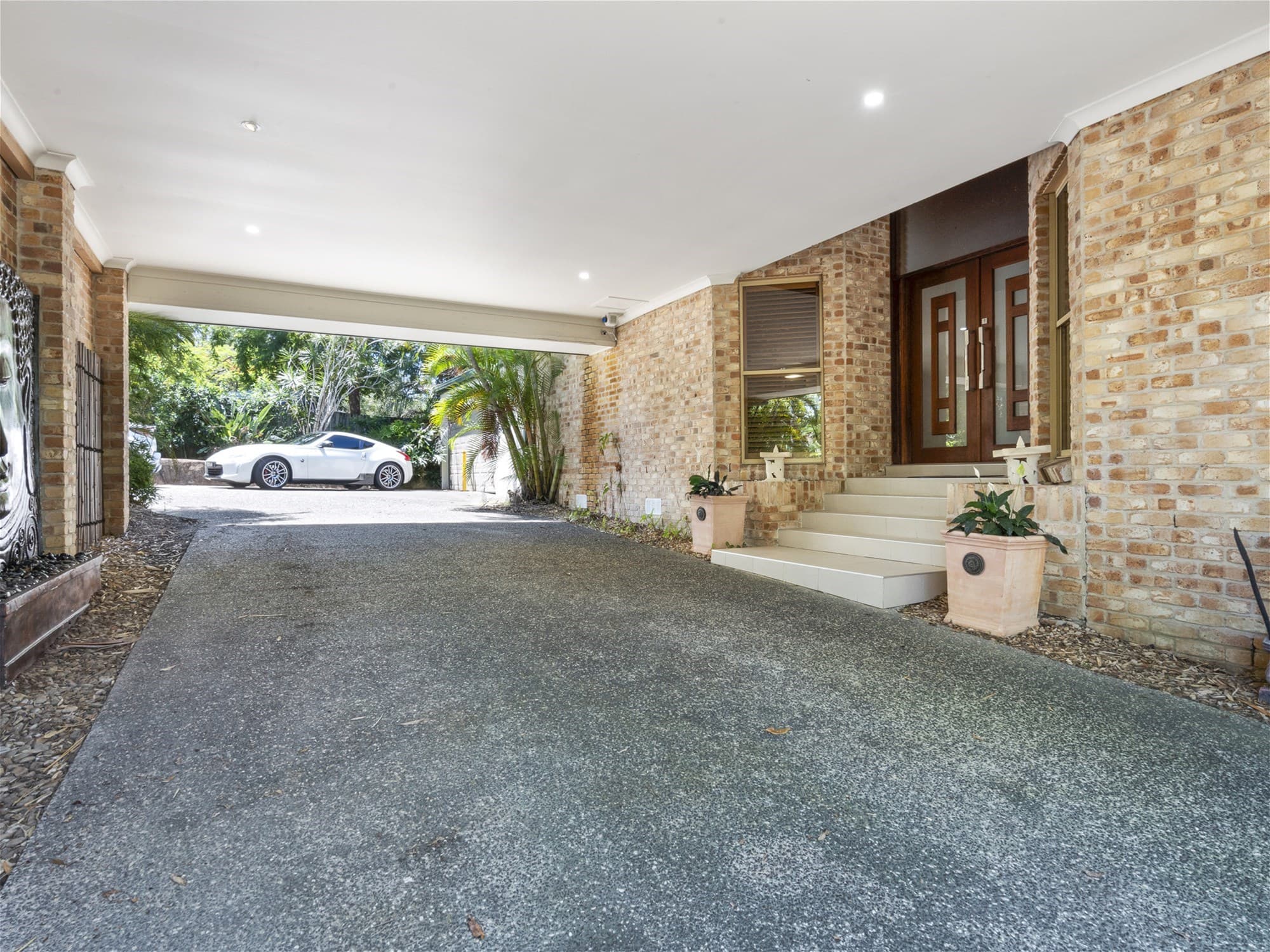 1 Hannaford Place HELENSVALE, QLD, Helensvale - Thumbnail 5