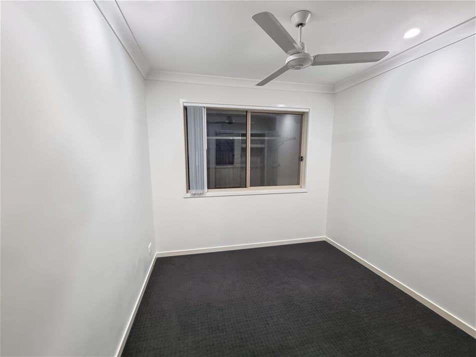 20  Mieka Crescent PIMPAMA, QLD, Pimpama - Thumbnail 7