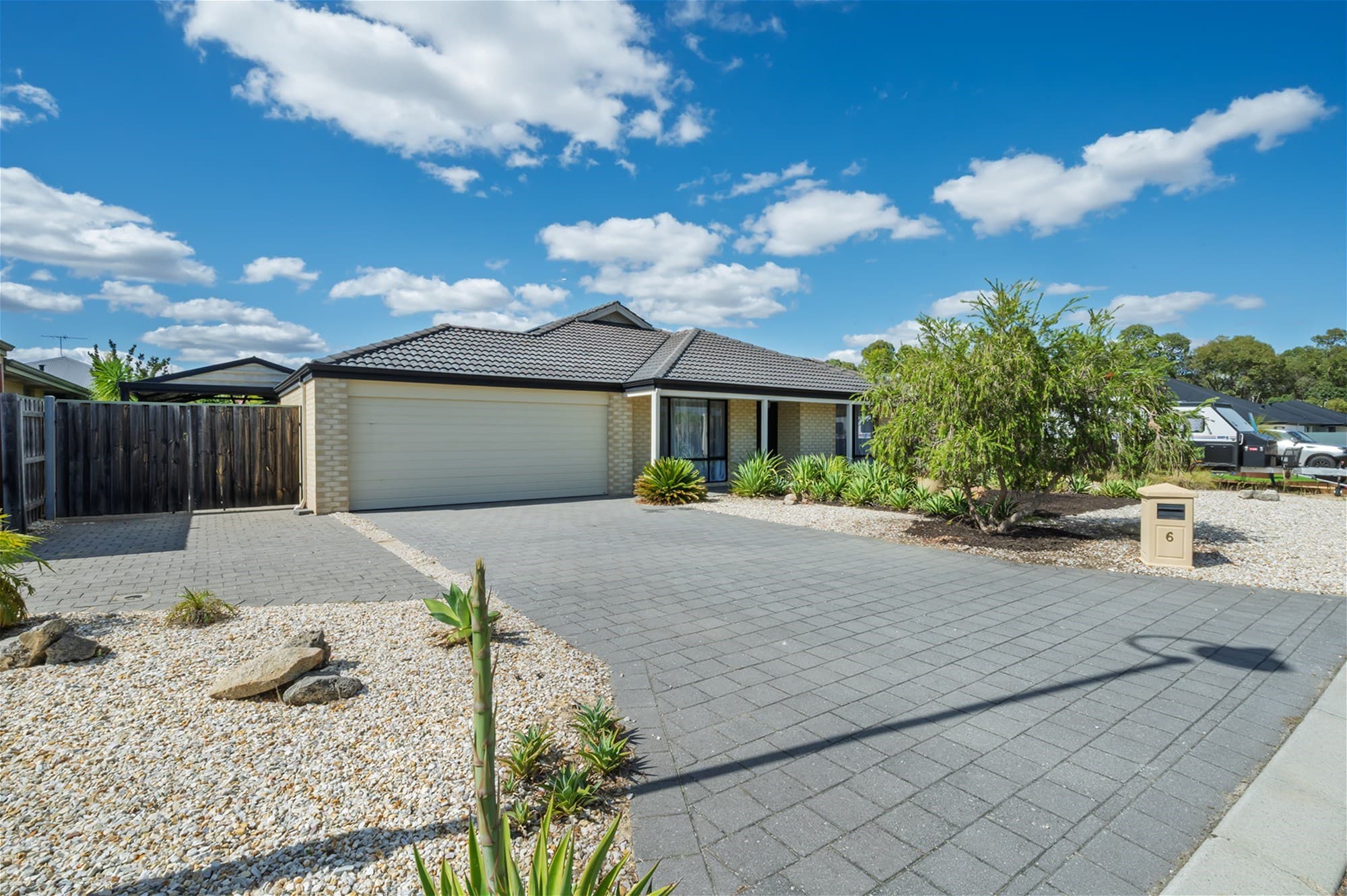 6 Muirfield Way THE VINES, WA, The Vines - Thumbnail 2