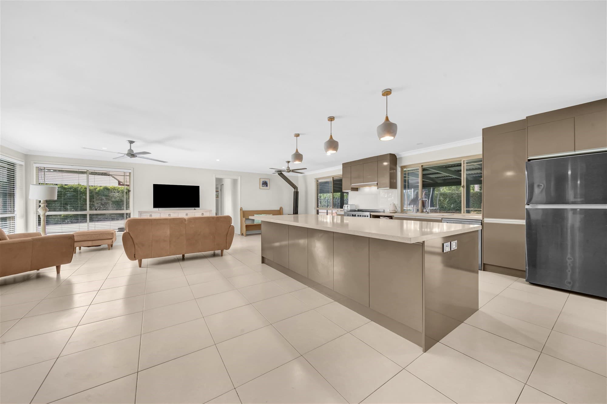 16 Keswick Court BURPENGARY EAST, QLD, Burpengary East - Thumbnail 4