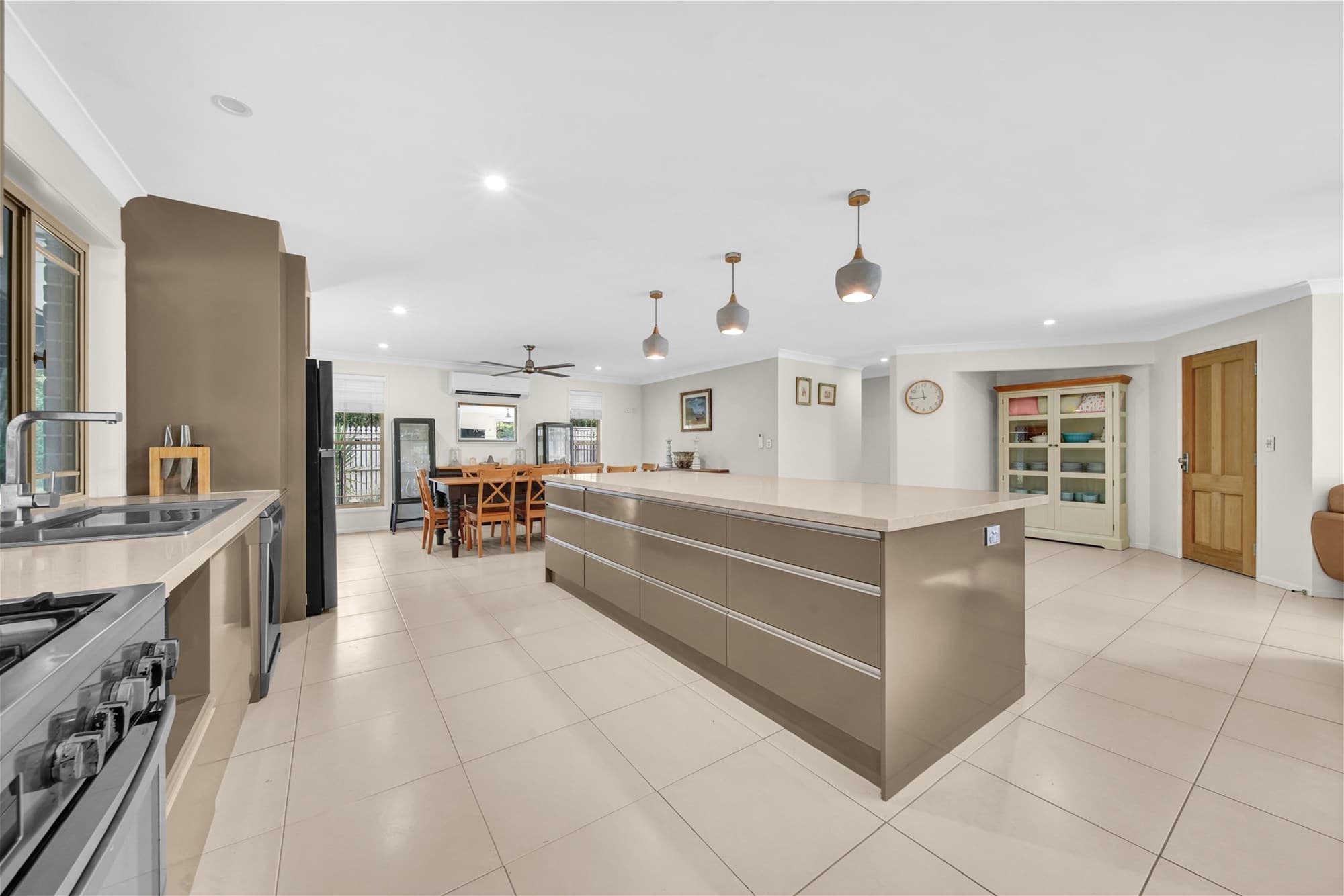 16 Keswick Court BURPENGARY EAST, QLD, Burpengary East - Thumbnail 5