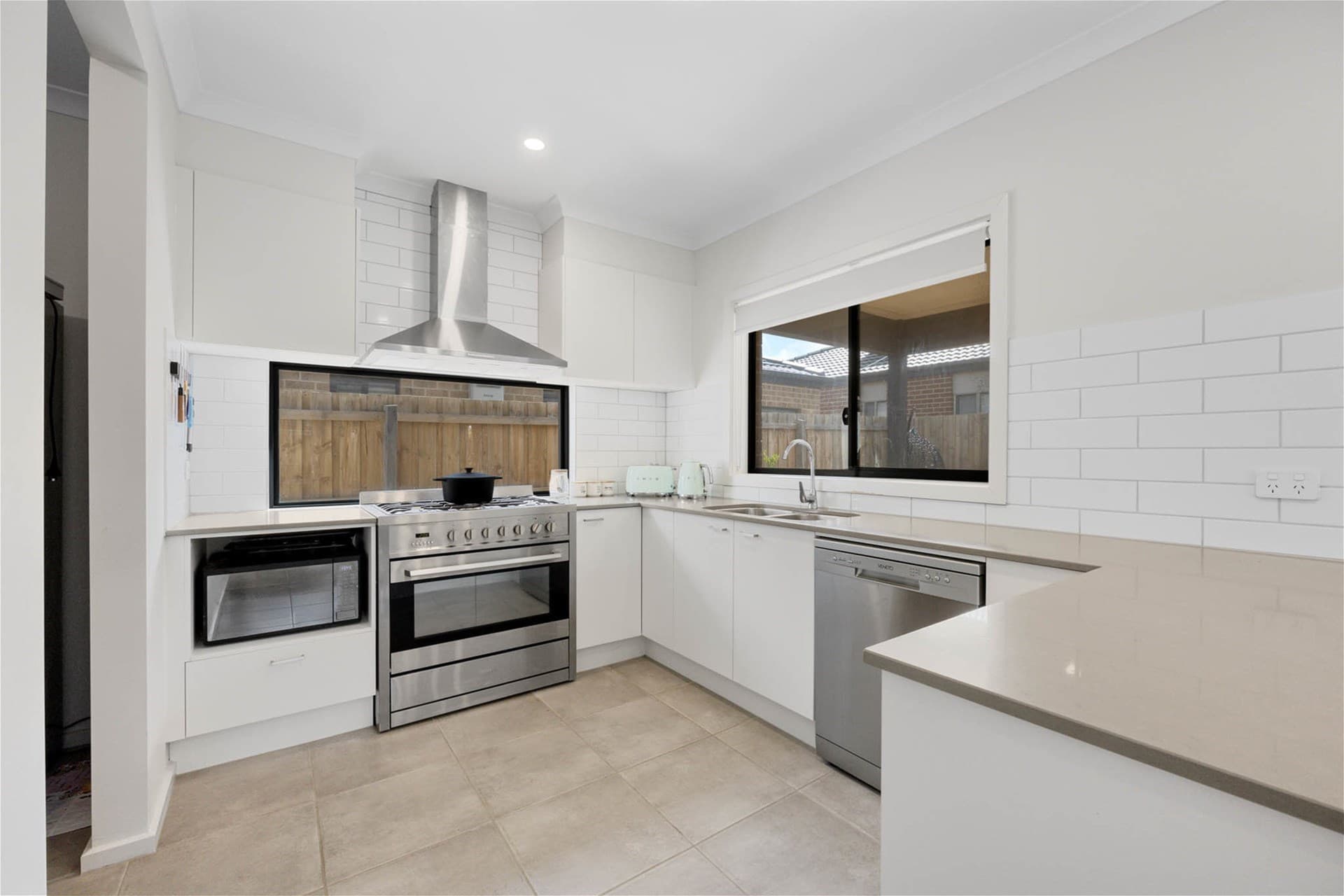 65 Silver drive DIGGERS REST, VIC, Diggers Rest - Thumbnail 4