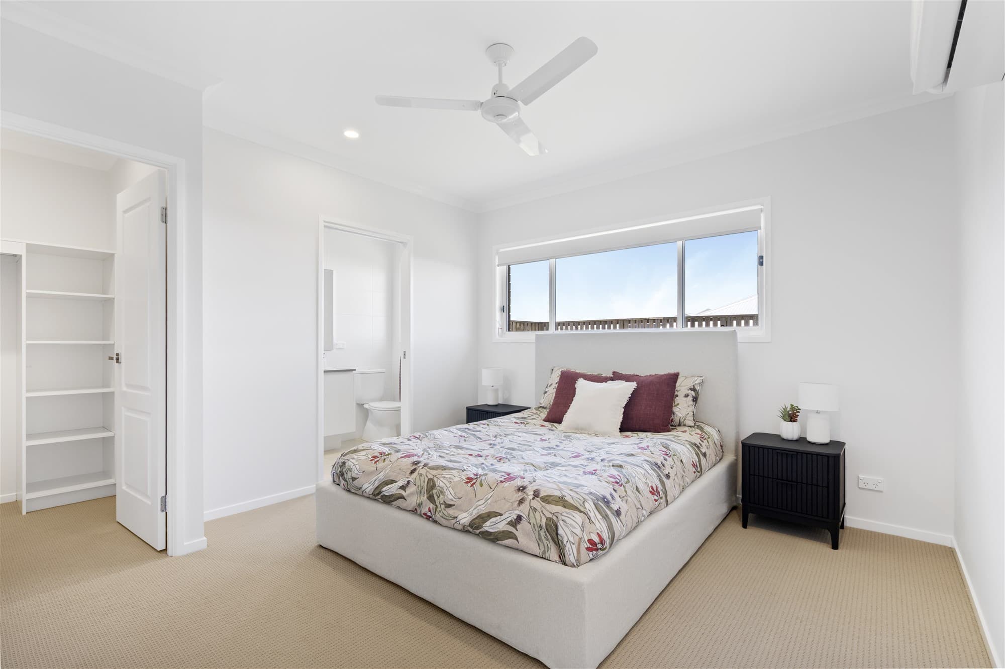 4 Cale Street LOGAN RESERVE, QLD, Logan Reserve - Thumbnail 2