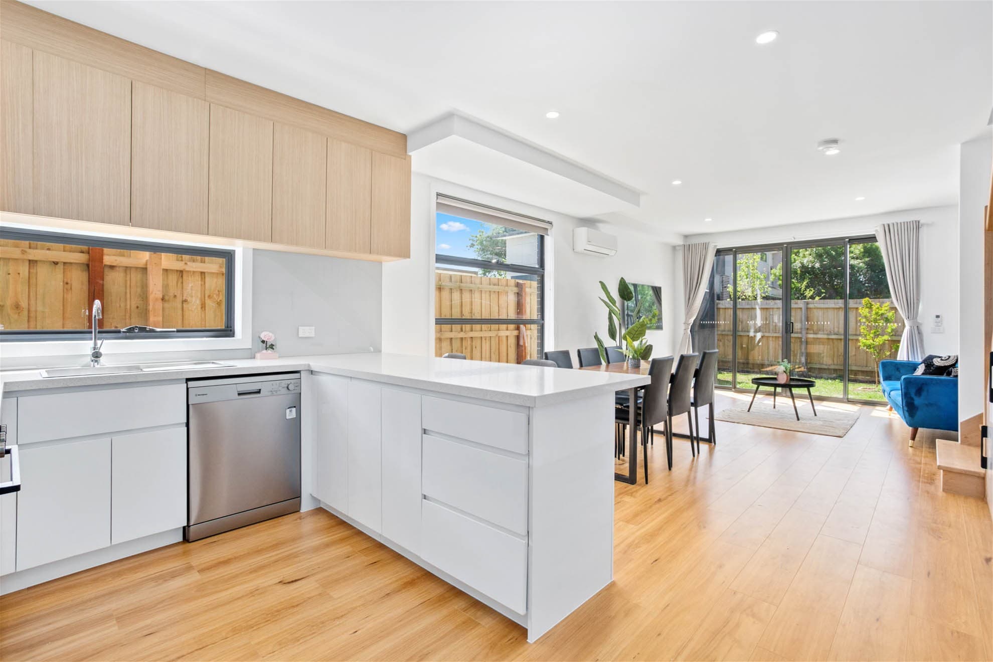 2/26 Mclennan  Street BRAYBROOK, VIC, Braybrook - Thumbnail 3