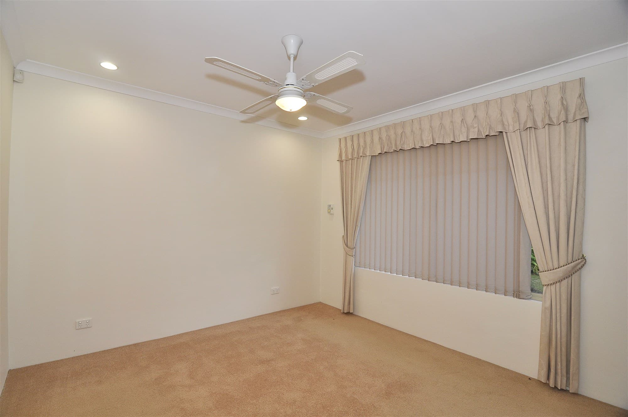 9 Bree Close ATWELL, WA, Atwell - Thumbnail 8