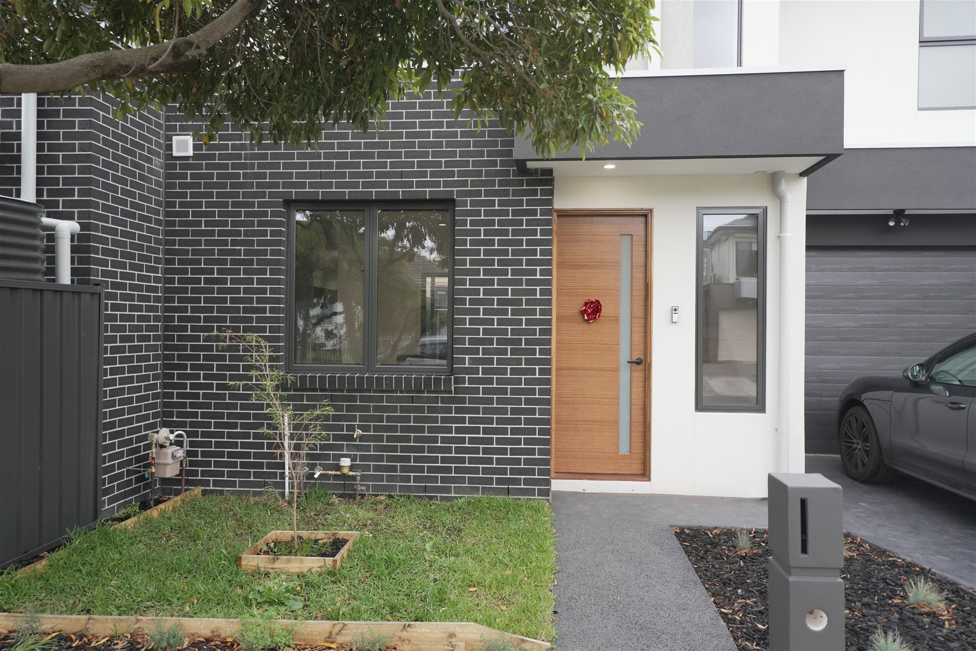 2/96  Darnley Street BRAYBROOK, VIC, Braybrook - Thumbnail 2