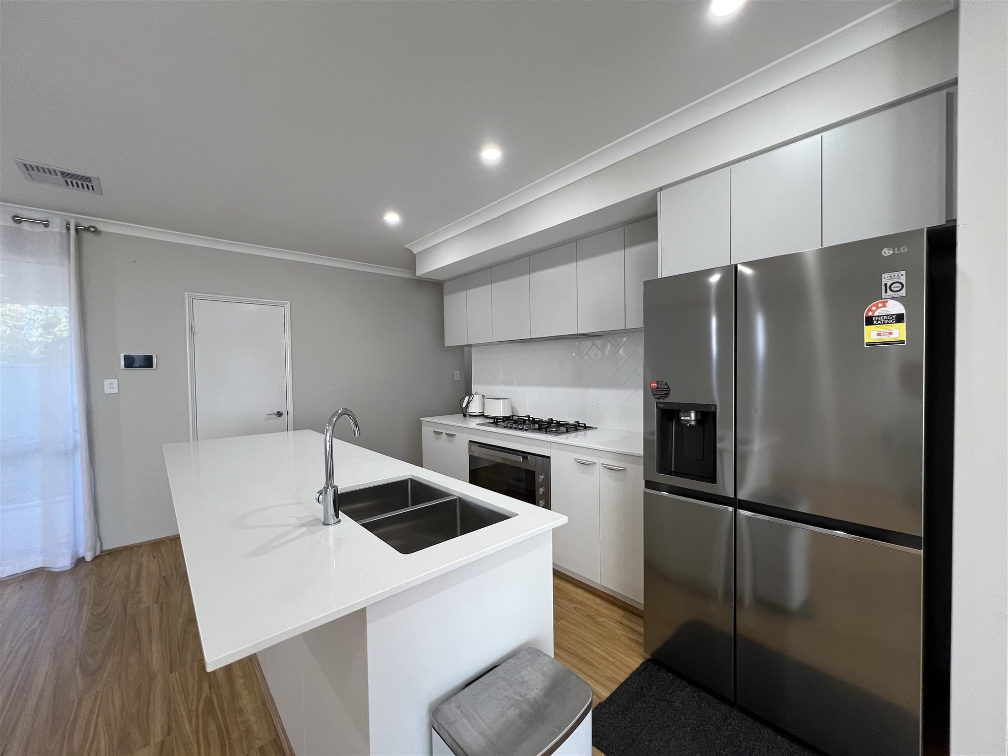 2 Waldon St WILSON, WA, Wilson - Thumbnail 5