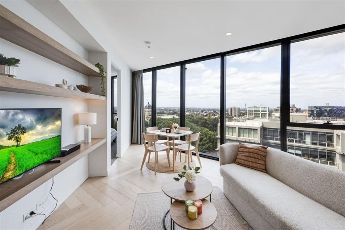 1402/63 La Trobe Street  MELBOURNE, VIC, Melbourne - Thumbnail 2
