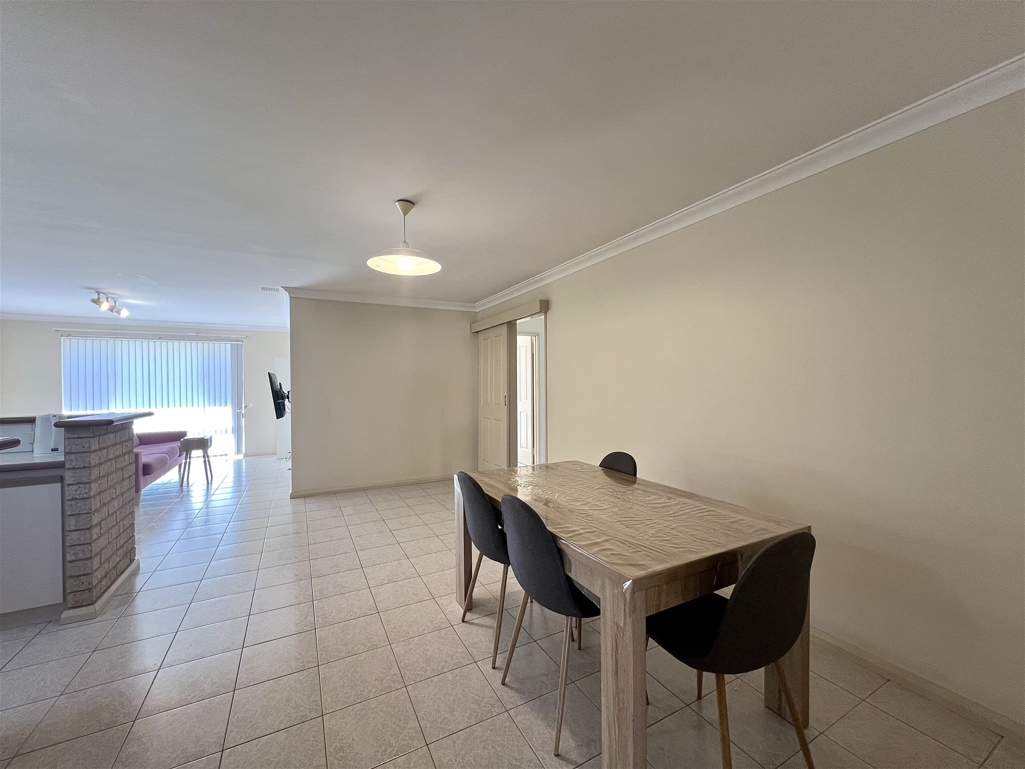 7A Debries Place BULL CREEK, WA, Bull Creek - Thumbnail 3