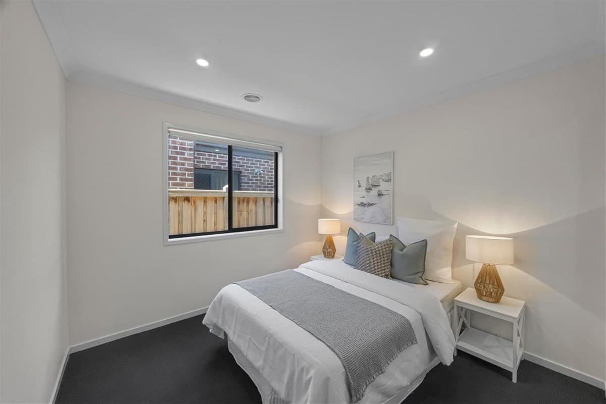 71 Baycrest Drive POINT COOK, VIC, Point Cook - Thumbnail 7