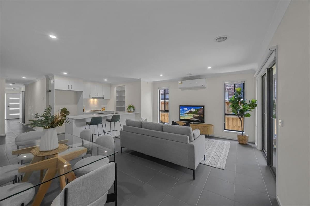 71 Baycrest Drive POINT COOK, VIC, Point Cook - Image 1