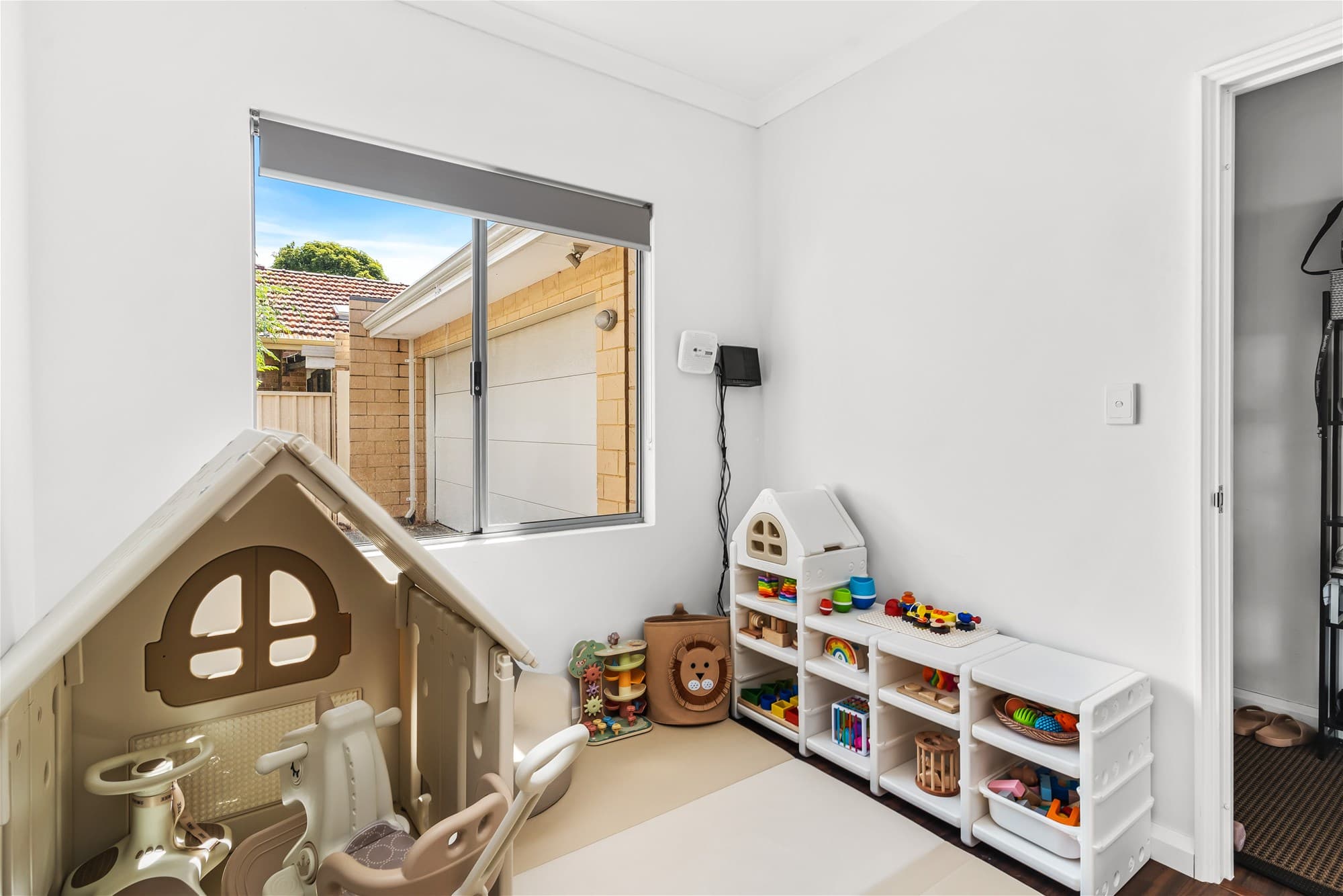 23B Melvin Street THORNLIE, WA, Thornlie - Thumbnail 2