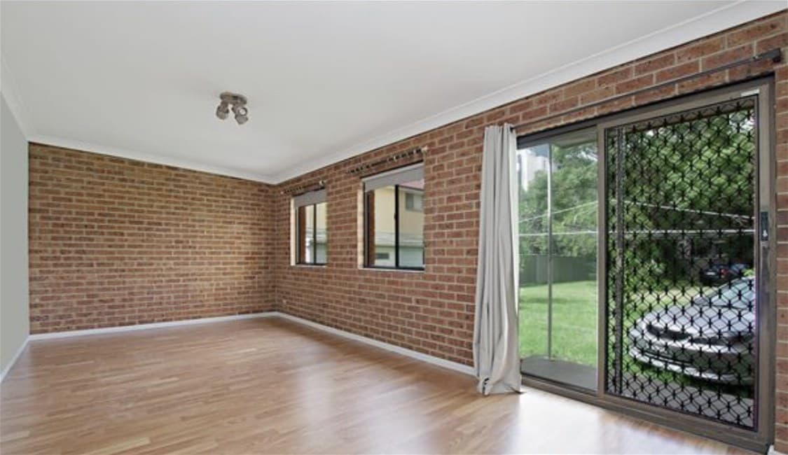 10 Sydney Road WARWICK FARM, NSW, Warwick Farm - Thumbnail 5