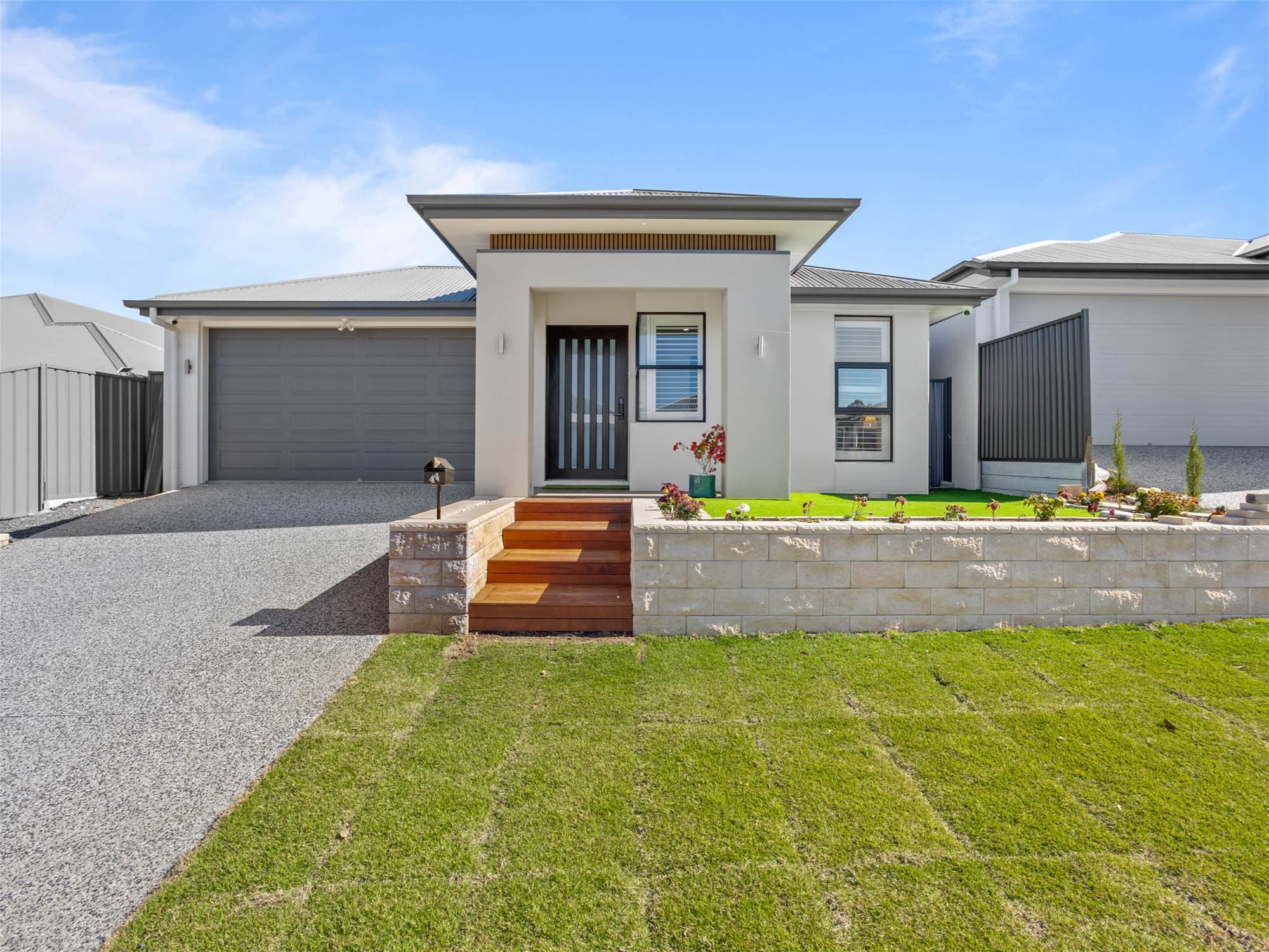 44 Highbury Court GREENBANK, QLD, Greenbank - Thumbnail 2