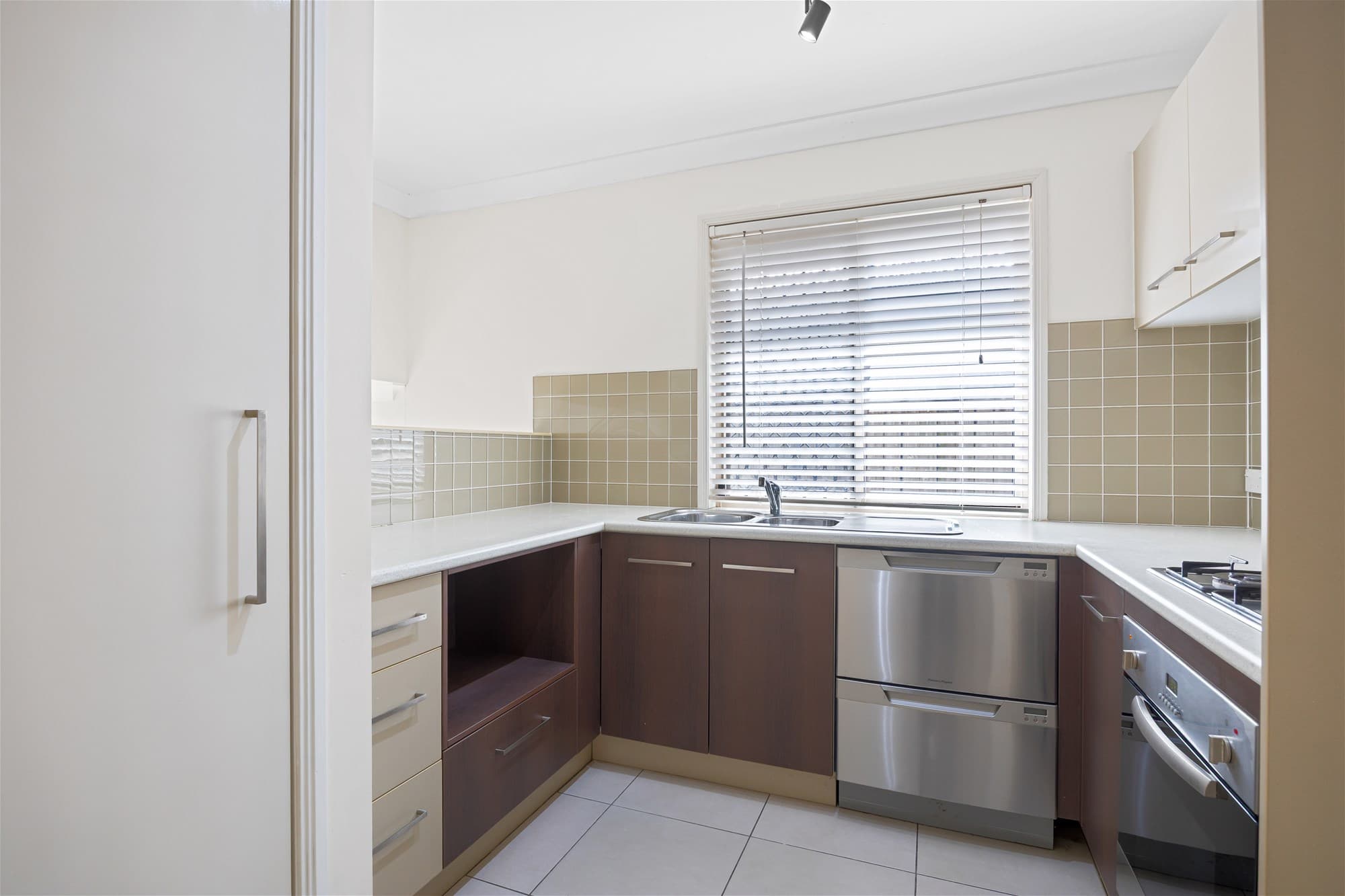 3 Jasper Way SPRINGFIELD, QLD, Springfield - Thumbnail 3