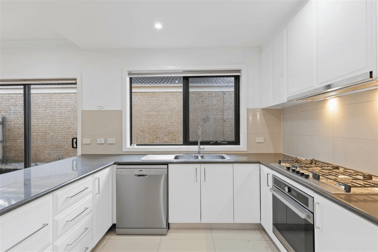 2/320 Camp Road BROADMEADOWS, VIC, Broadmeadows - Thumbnail 4