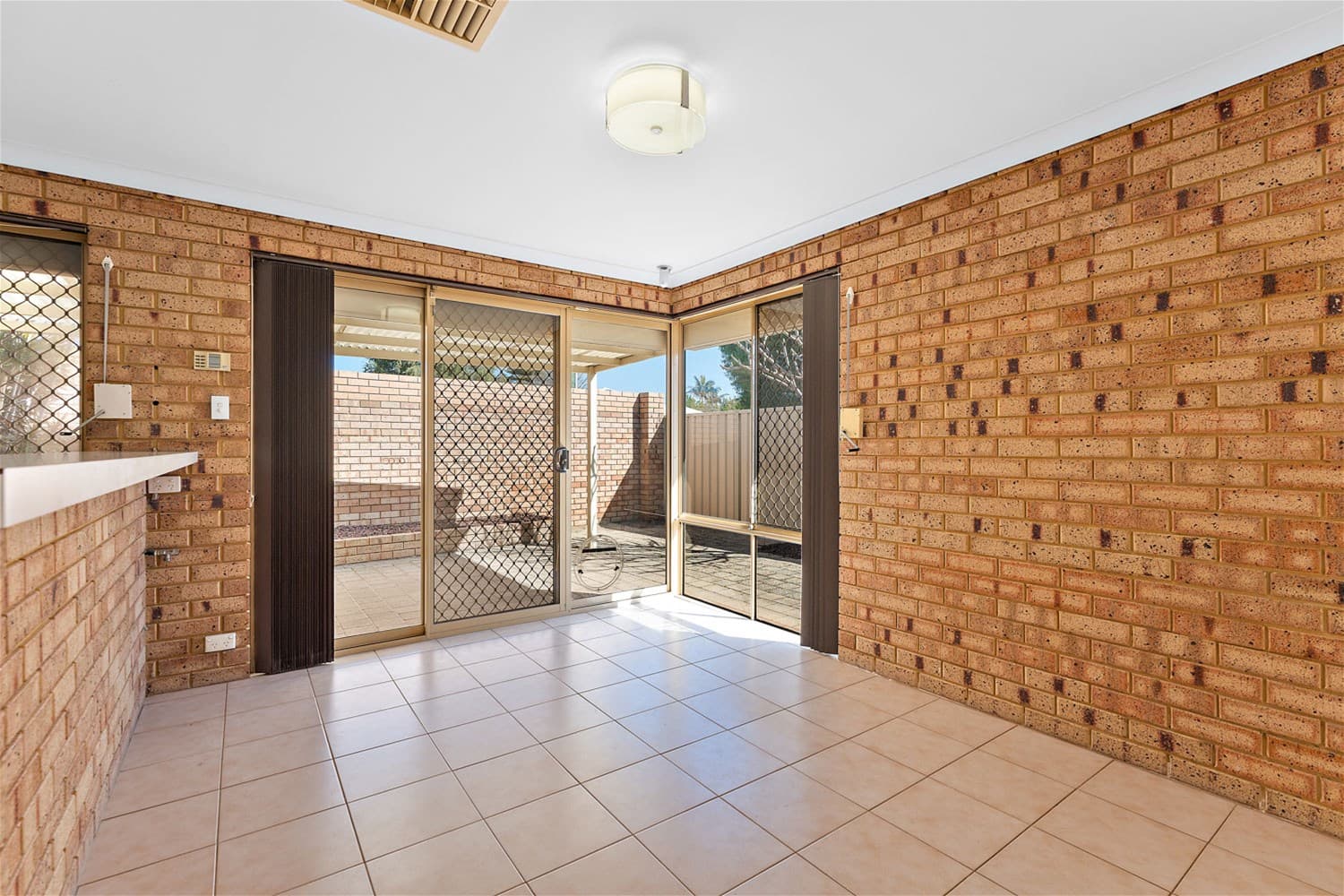 9/6 Lester Drive THORNLIE, WA, Thornlie - Thumbnail 6