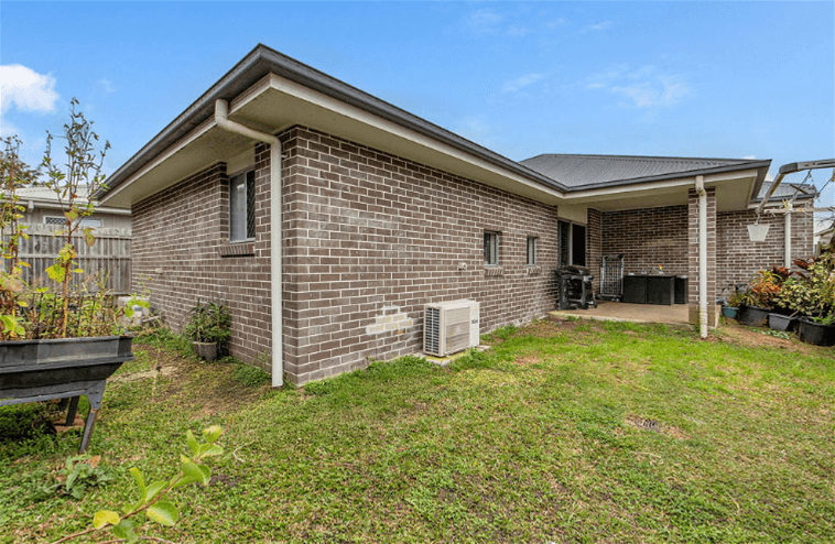 20  Mount Barney Crescent PARK RIDGE, QLD, 20 Mount Barney Crescent Park Ridge - Thumbnail 4
