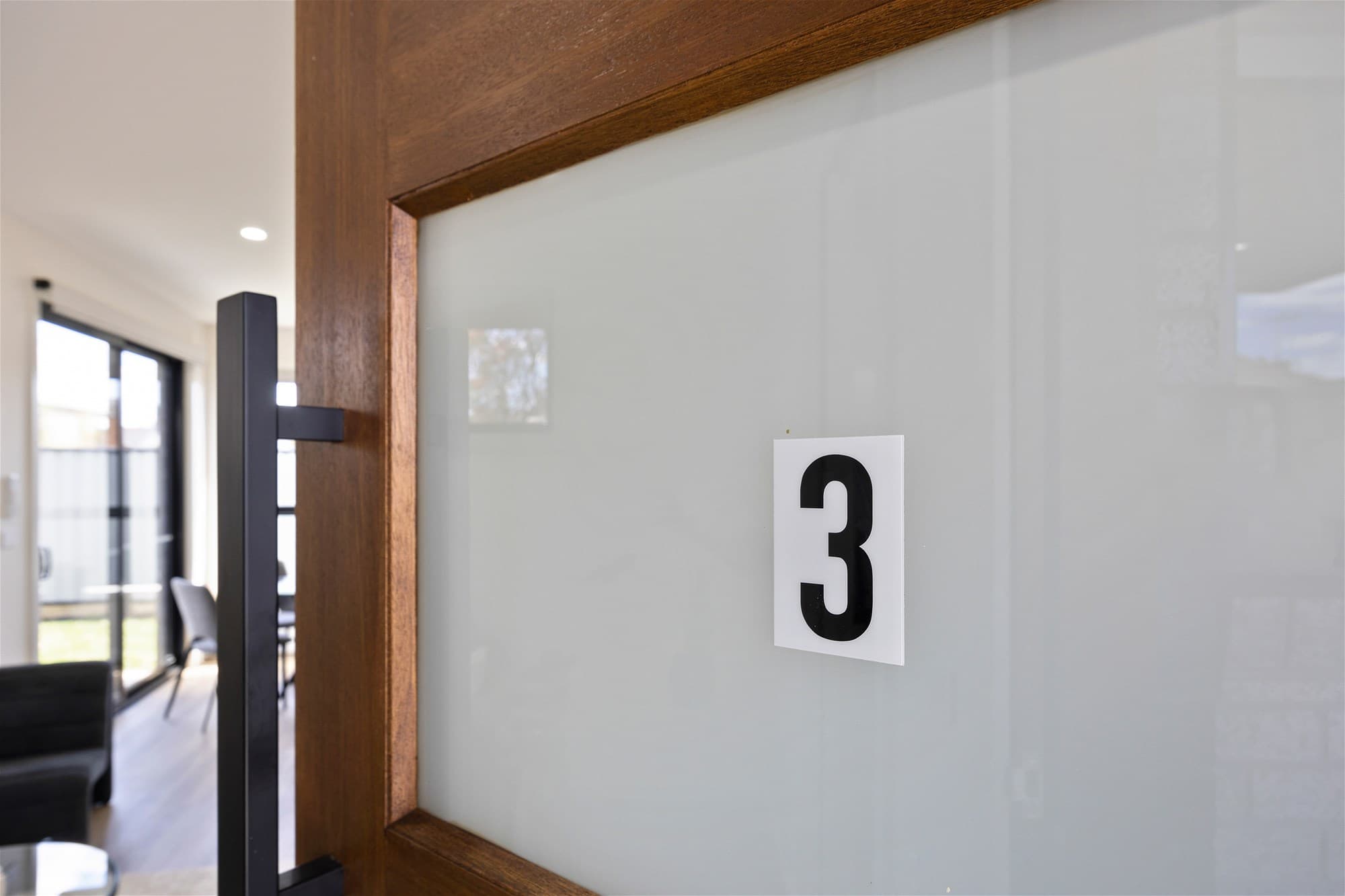 3/5 plane st  THOMASTOWN, VIC, Thomastown - Thumbnail 2