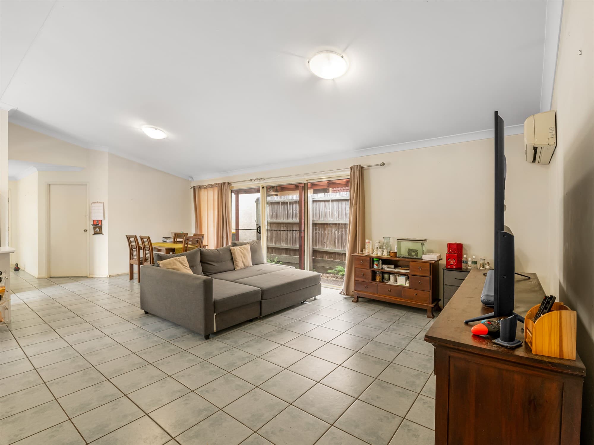 24 Robson Street FOREST LAKE, QLD, Forest Lake - Thumbnail 6