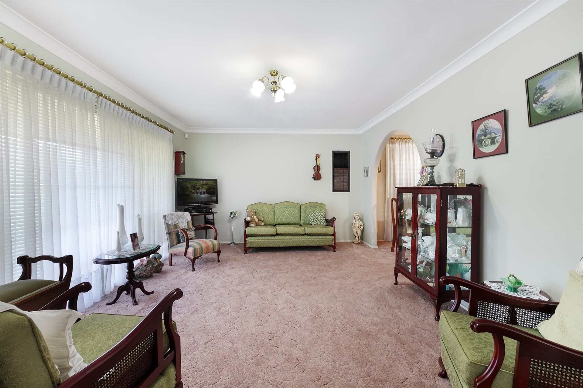 336  The Parkway BRADBURY, NSW, 336 The Parkway Bradbury - Thumbnail 2