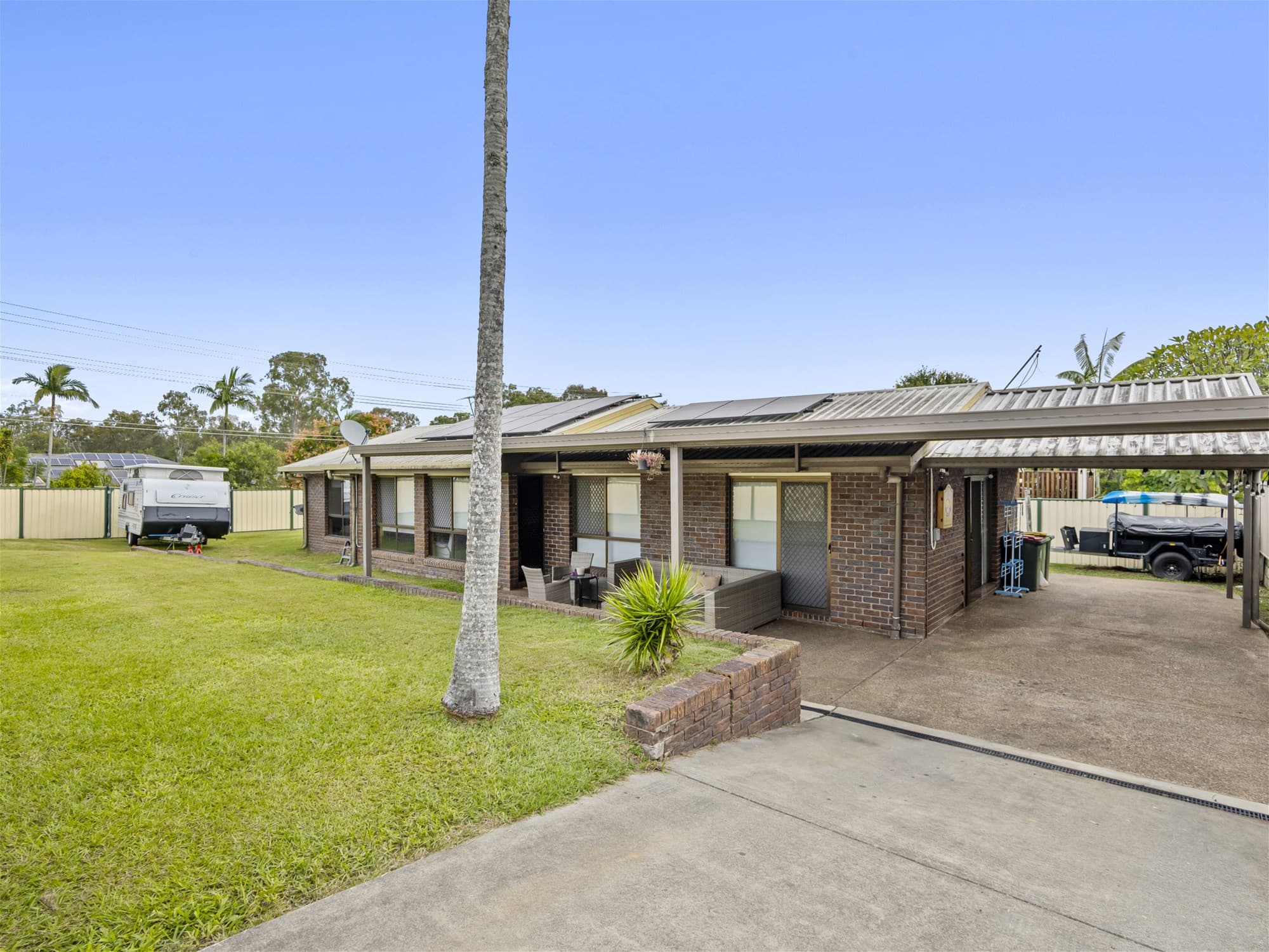 1/84  Ishmael Road  CAMIRA, QLD, Camira - Image 1
