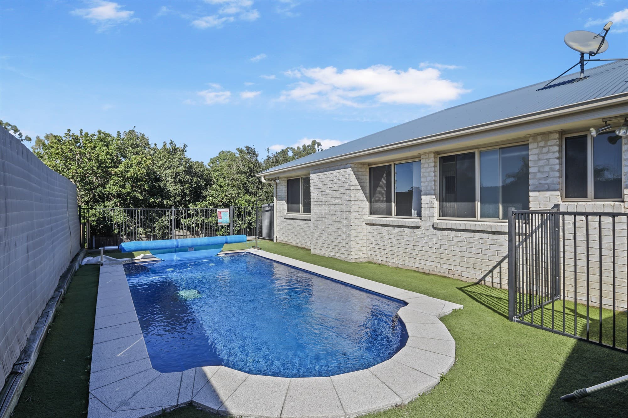 14 Woodview Court FLAGSTONE, QLD, Flagstone - Thumbnail 7