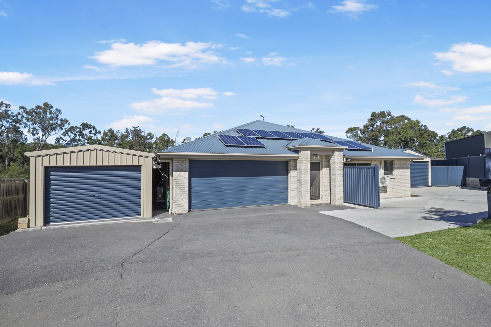 14 Woodview Court FLAGSTONE, QLD, Flagstone - Image 1
