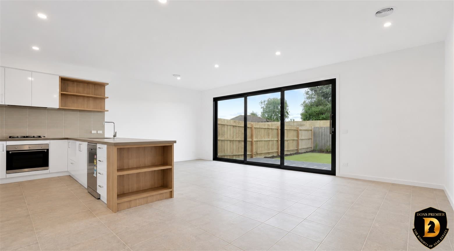 63 Ironwood Ave Cranbourne North, VIC, Cranbourne North - Thumbnail 3