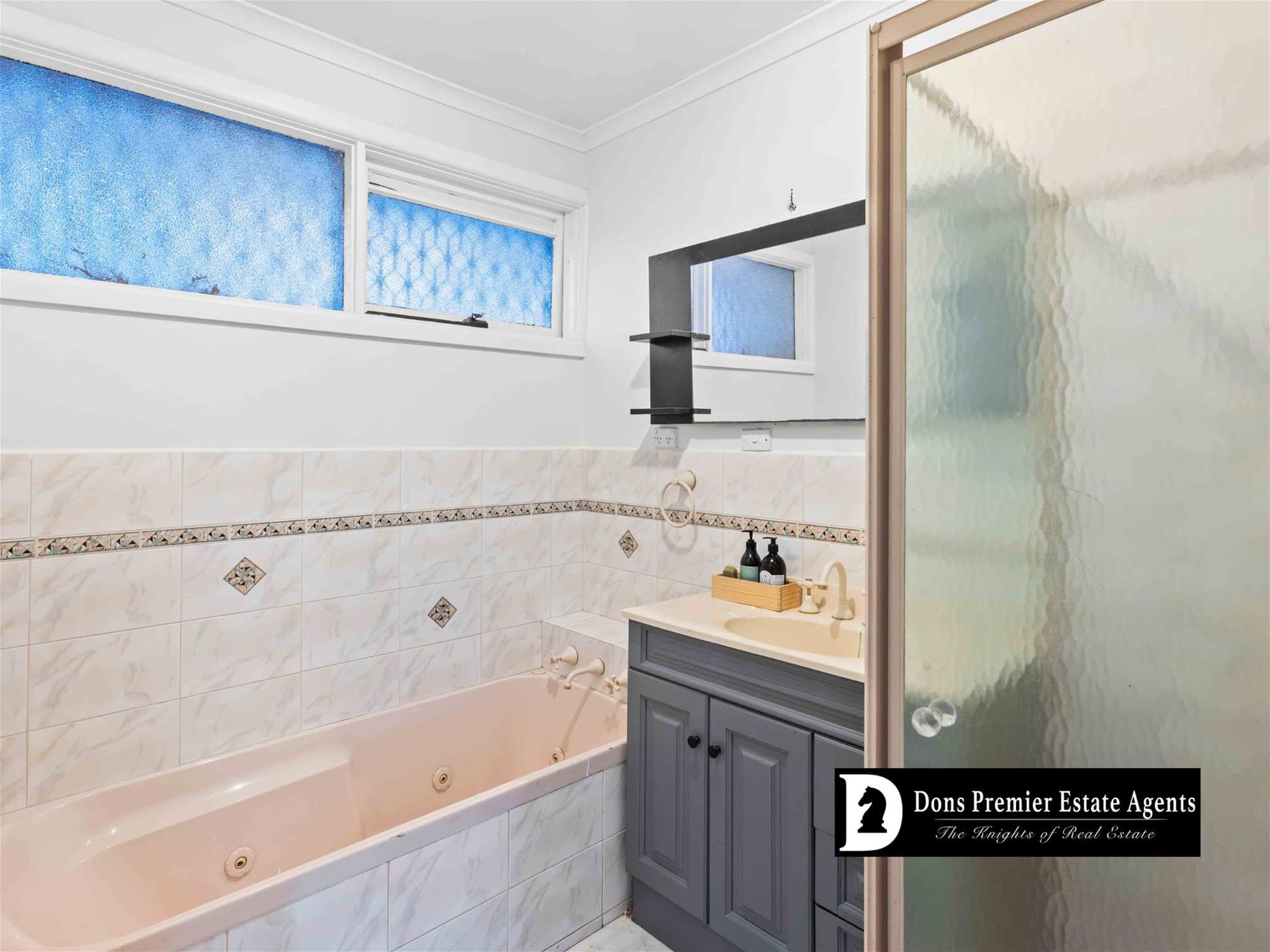 4  Averne Street CRANBOURNE, VIC, Cranbourne - Thumbnail 8