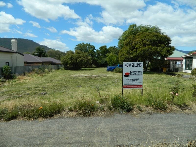42 Blair Street NEW NORFOLK, TAS, New Norfolk - Image 1