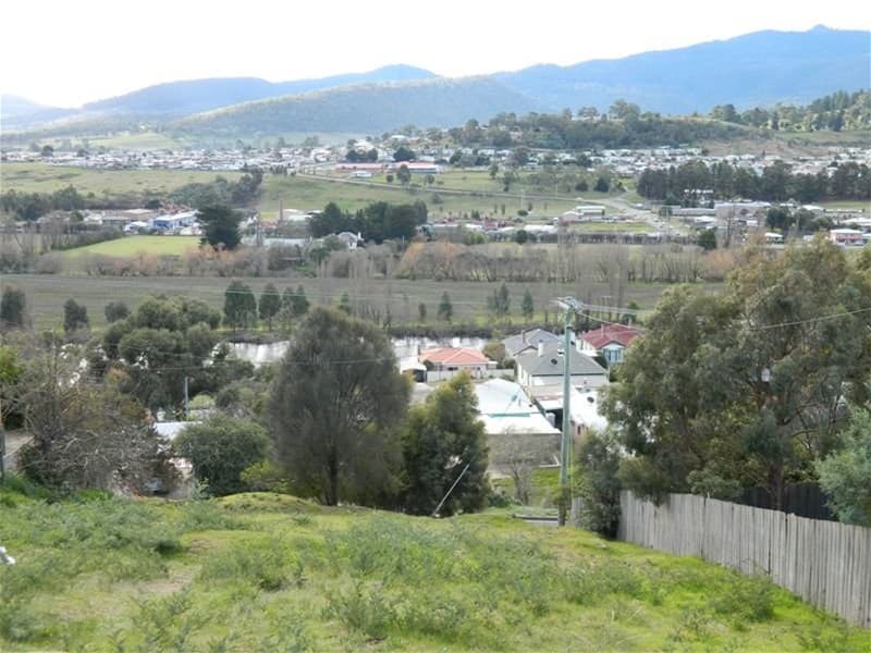 32 Sharland Avenue NEW NORFOLK, TAS, New Norfolk - Image 1