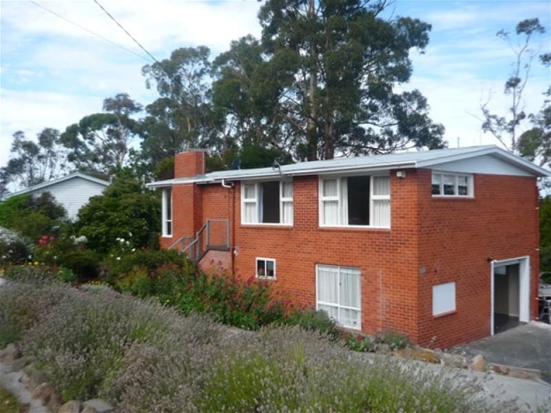 31 Highfield Street MOONAH, TAS, Moonah, - Image 1
