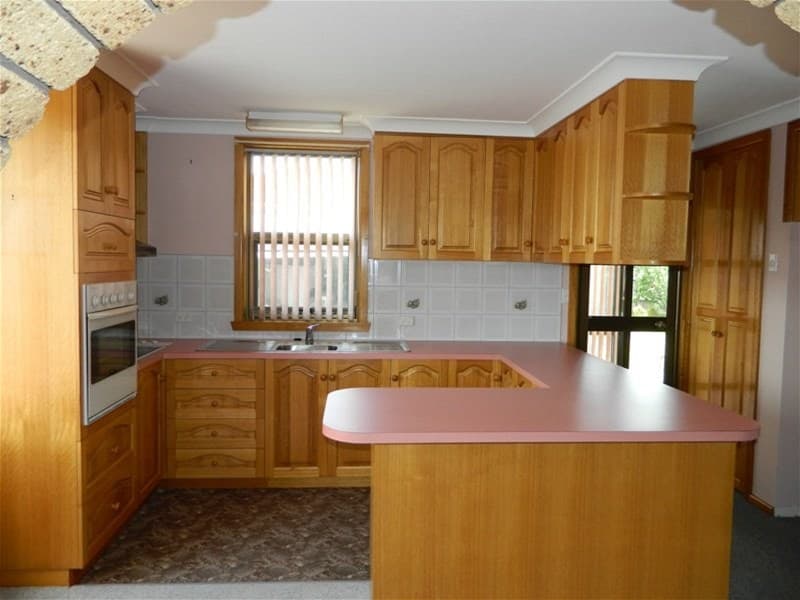 24 Phillips Avenue NEW NORFOLK, TAS, Norfolk, - Image 1