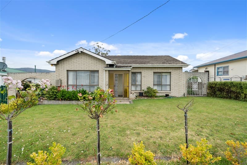 6 Fourth Avenue NEW NORFOLK, TAS, Norfolk, - Image 1