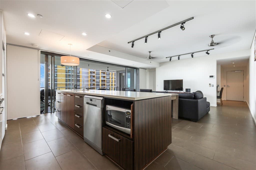 309/19B Kitchener Dr DARWIN CITY NT, Darwin City - Thumbnail 5