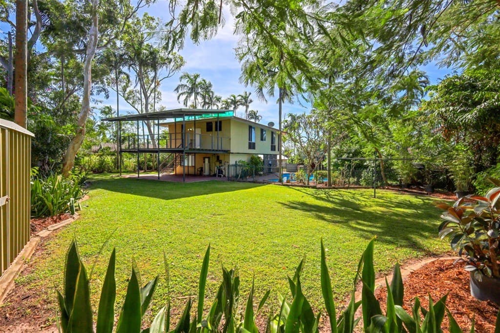 4 Saddle Ct LEANYER NT, Leanyer - Image 1