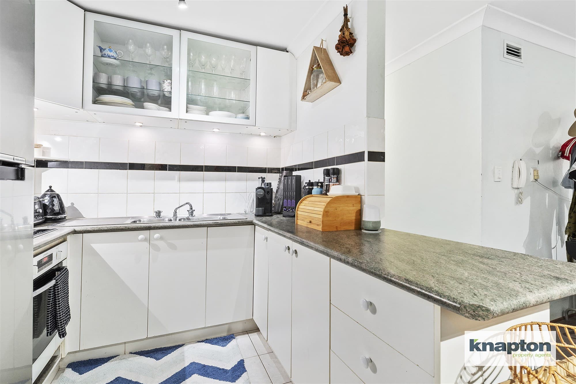 2/494-496 President Avenue  KIRRAWEE, NSW, Kirrawee, - Thumbnail 3