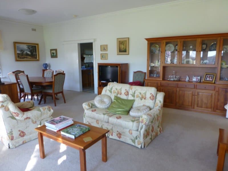 33 COBRAM ST BERRIGAN NSW, Berrigan - Thumbnail 5