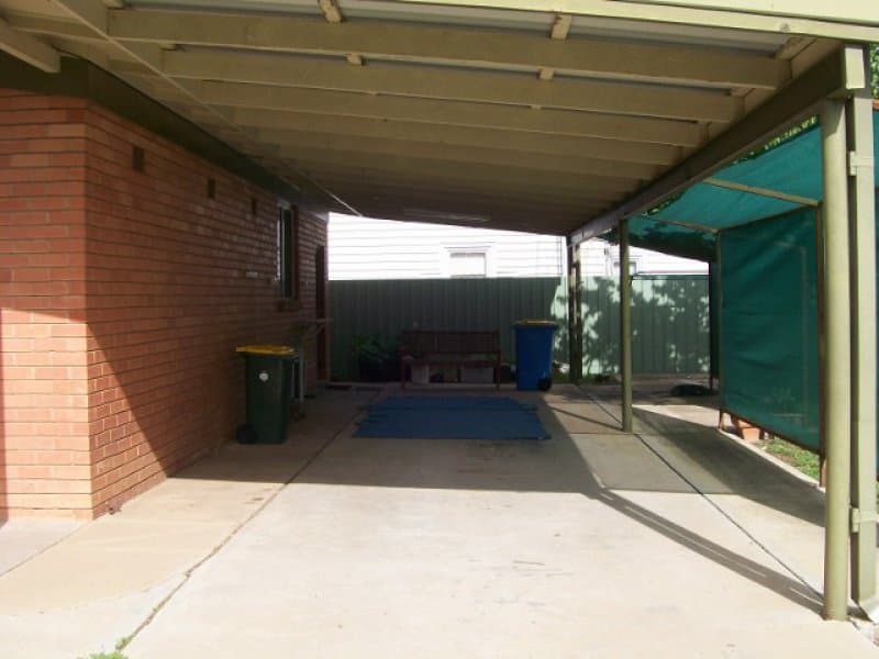 13 COBRAM ST BERRIGAN NSW, Berrigan - Thumbnail 3