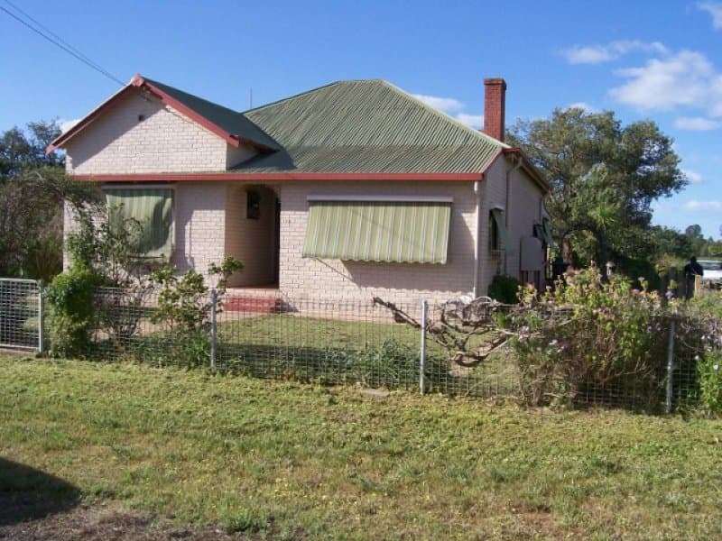 4-12 NIXON ST OAKLANDS NSW, Oaklands - Image 1