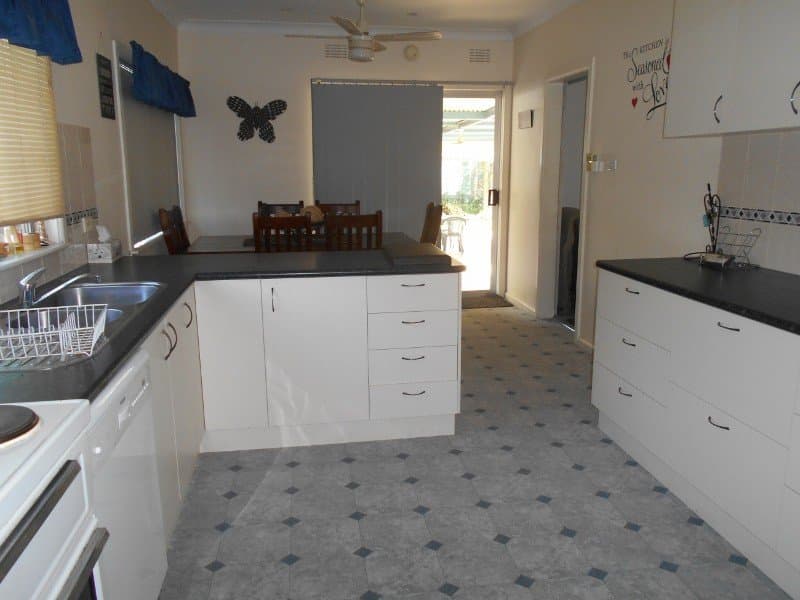 25 Young St OAKLANDS NSW, Oaklands - Thumbnail 5