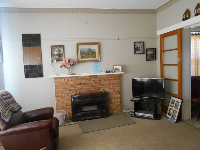 83 Denison St BERRIGAN NSW, Berrigan - Thumbnail 3