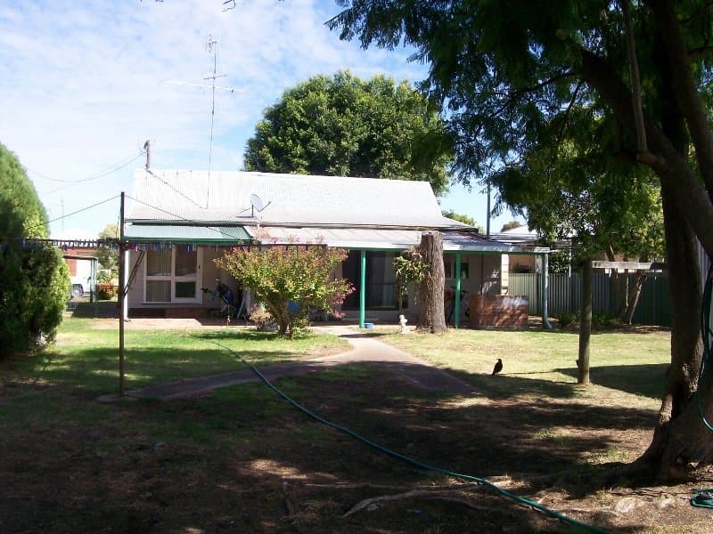 44 Davis St BERRIGAN NSW, Berrigan - Thumbnail 2