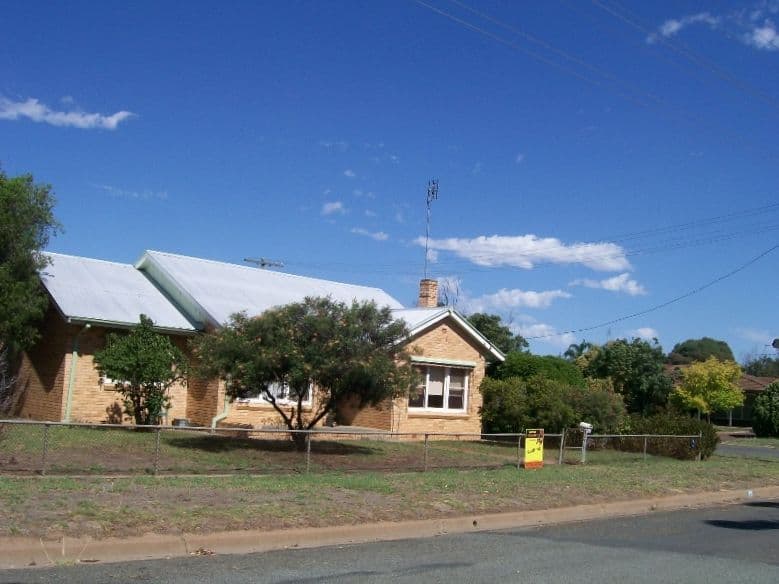 40 Cobram St BERRIGAN NSW, Berrigan - Image 1