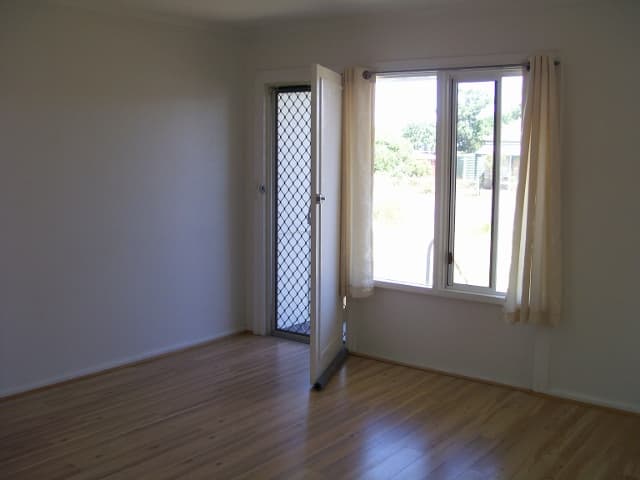 15 Budd St BERRIGAN NSW, Berrigan - Thumbnail 5