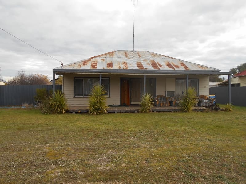 25 Barooga St BERRIGAN NSW, Berrigan - Image 1