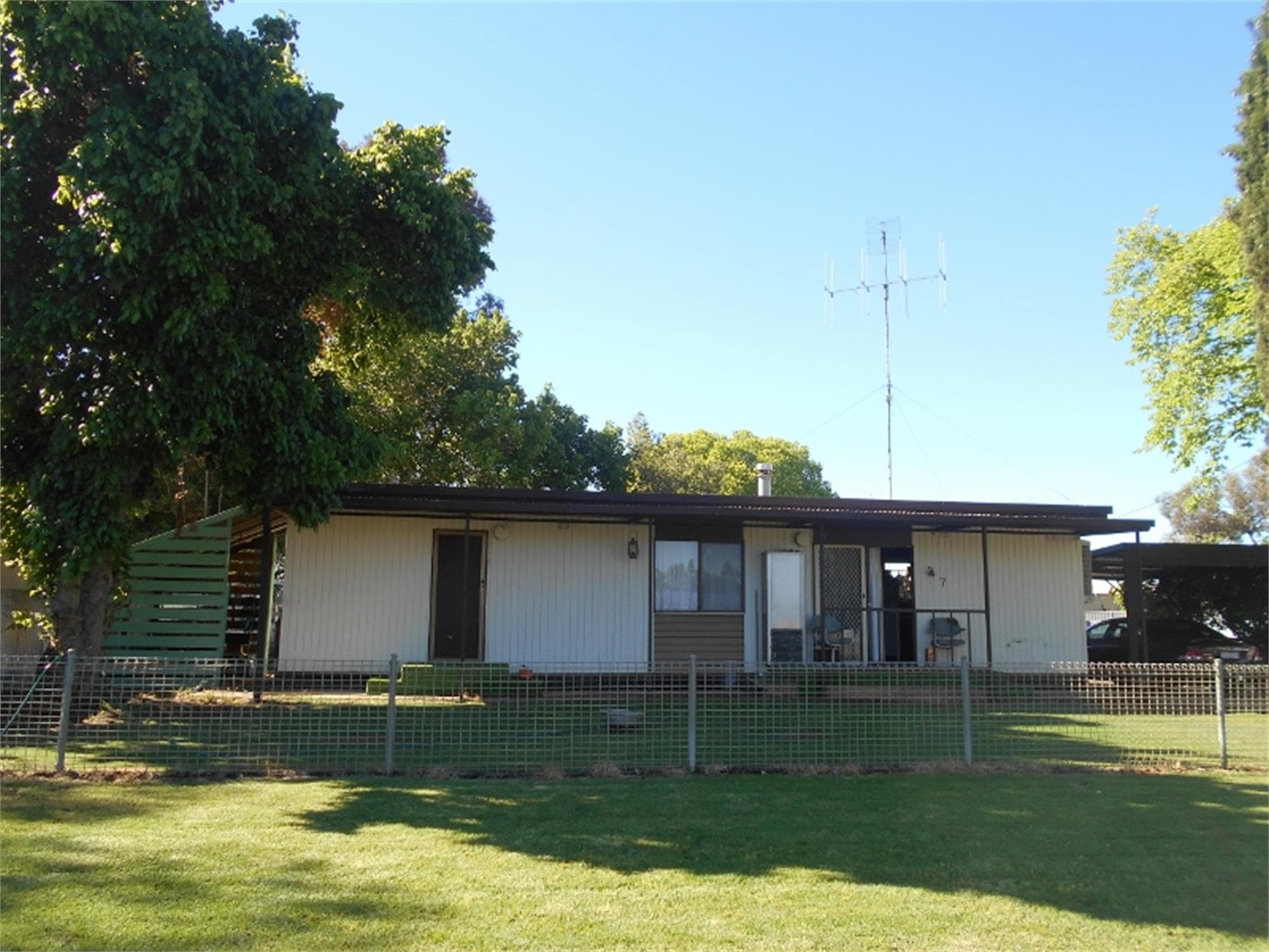 7 Momalong St BERRIGAN NSW, Berrigan - Image 1