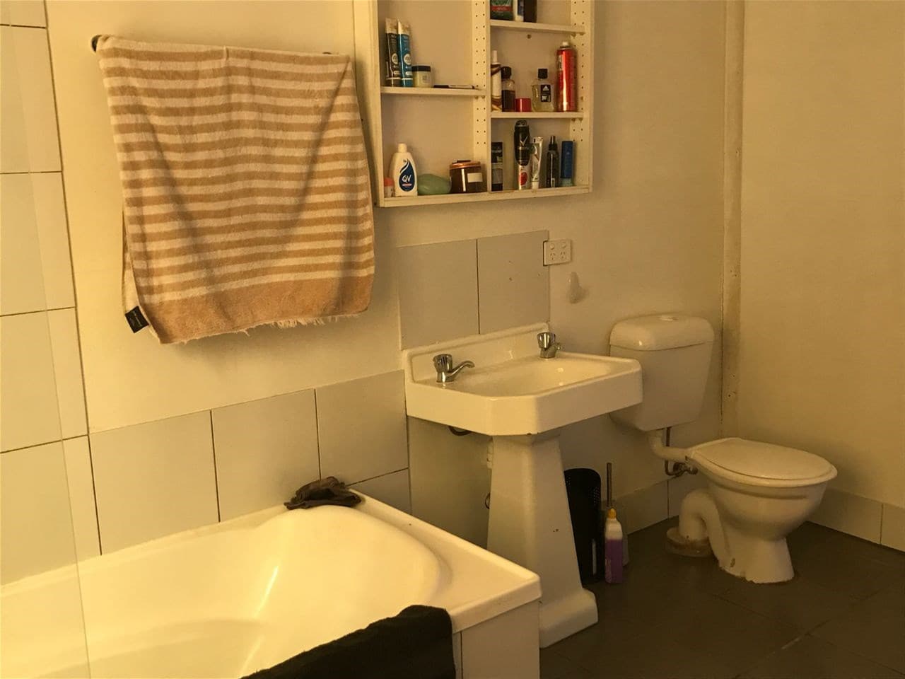 120 Chanter Street BERRIGAN NSW, Berrigan - Thumbnail 3
