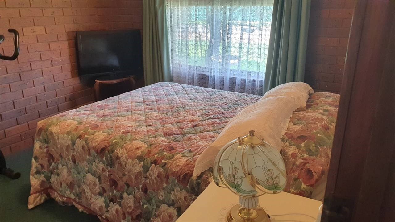 12-14 Greggerys Road  BERRIGAN NSW, Berrigan - Thumbnail 3